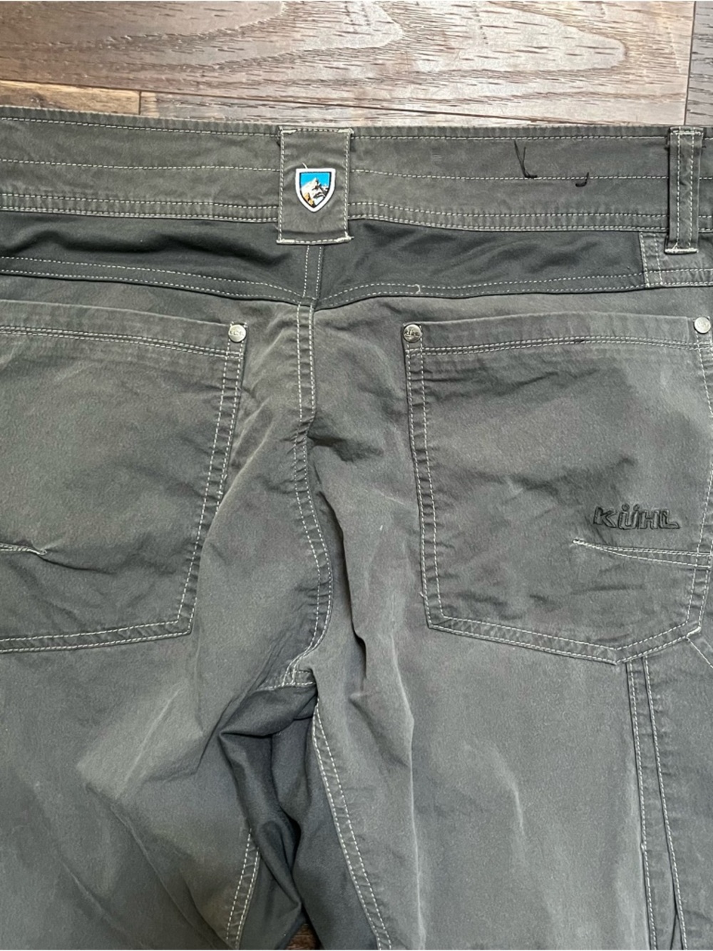 Kuhl Radikl dark gray outdoor gorpcore hiking pants 34x32 actual 34x31 - Picture 12 of 12